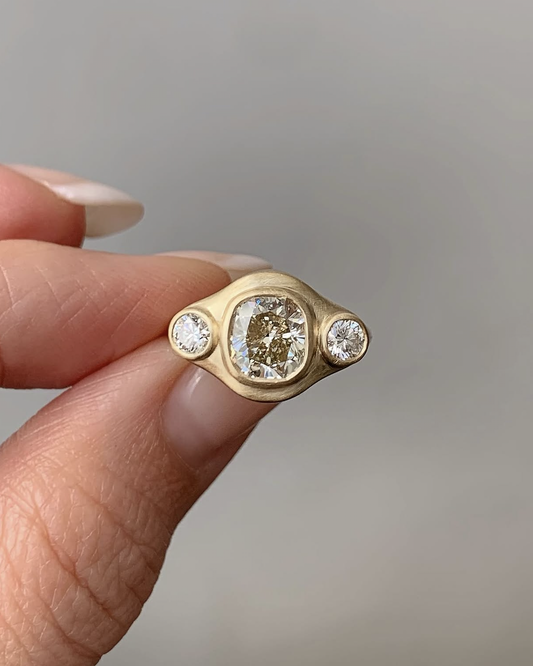 Mary Jane Pinky Ring